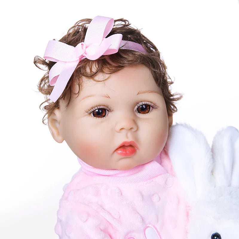 "Sophie" - Die lockige Silikon-Kleinkind Reborn-Puppe