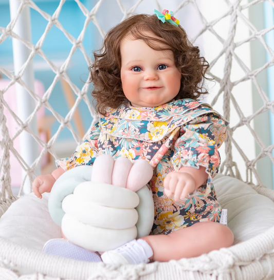 "Maddie" – Reborn-Mädchentoddlerpuppe: 24 Zoll großer lebensechter Spielgefährte mit echtem Haar und beweglichen Gliedmaßen 