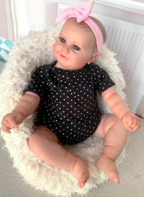 Maddie – 19-Zoll lächelnde Reborn-Babypuppe mit sichtbaren Adern