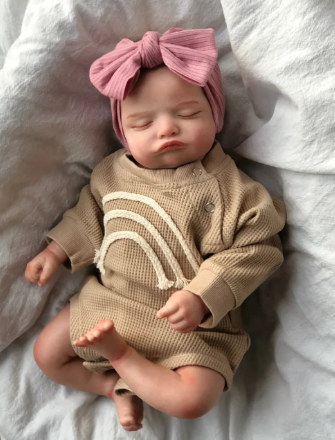 Rosalie: 46 cm Schlafende Reborn-Puppe – Ein lebensechtes Baby mit 3D-Hautfarbe