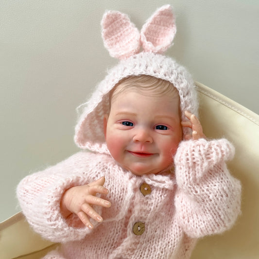 "Sebastia" – Das wache neugeborene Reborn-Babymädchen mit handbemalten Details